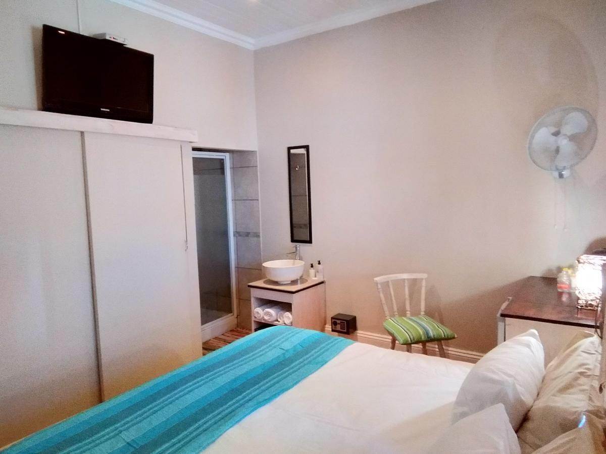 Guesthouse On Irvine Port Elizabeth Ngoại thất bức ảnh