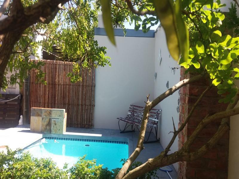 Guesthouse On Irvine Port Elizabeth Ngoại thất bức ảnh