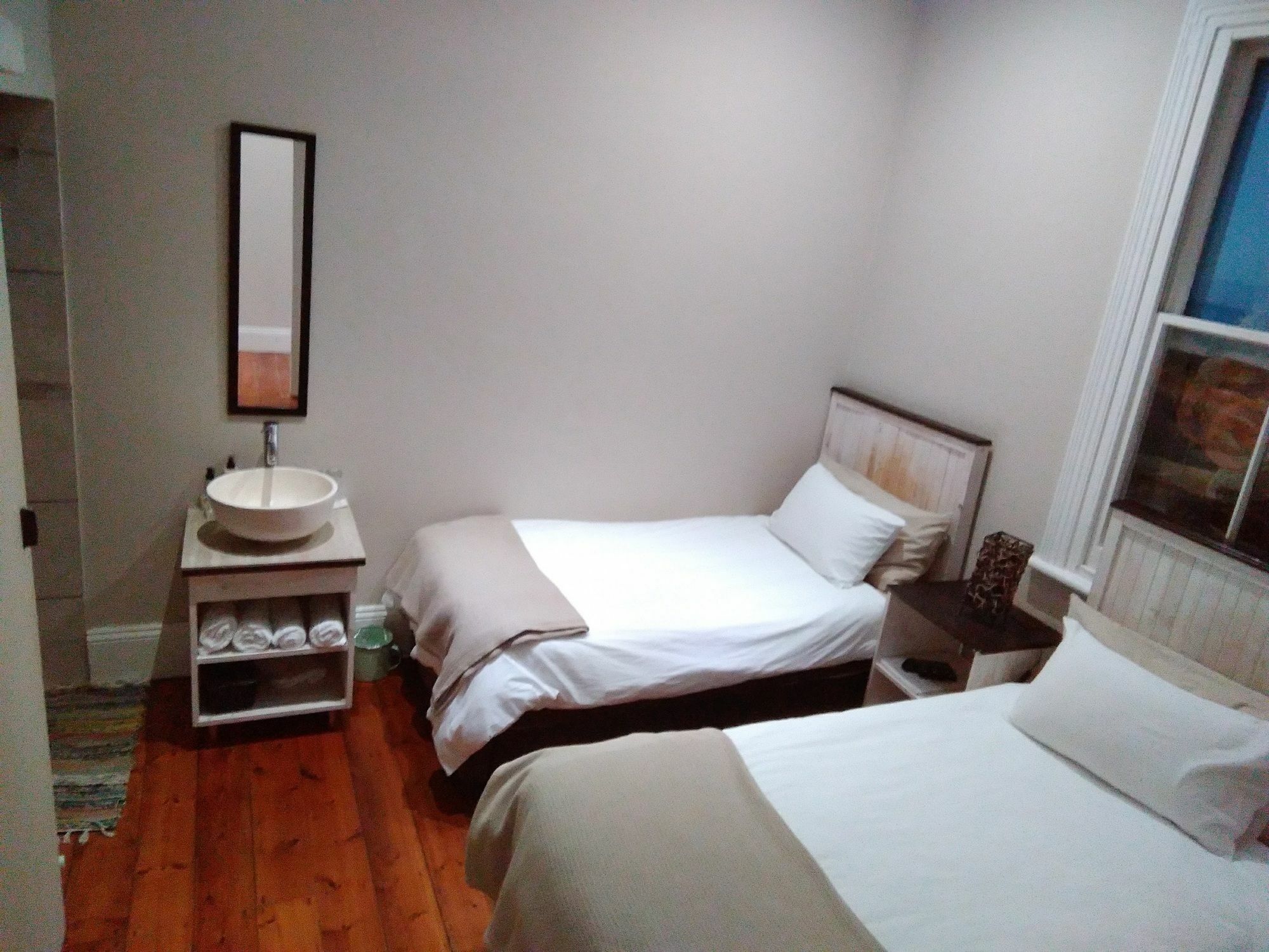 Guesthouse On Irvine Port Elizabeth Ngoại thất bức ảnh