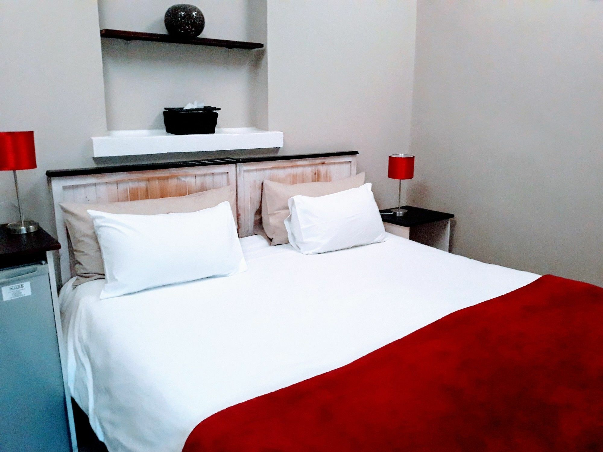 Guesthouse On Irvine Port Elizabeth Ngoại thất bức ảnh