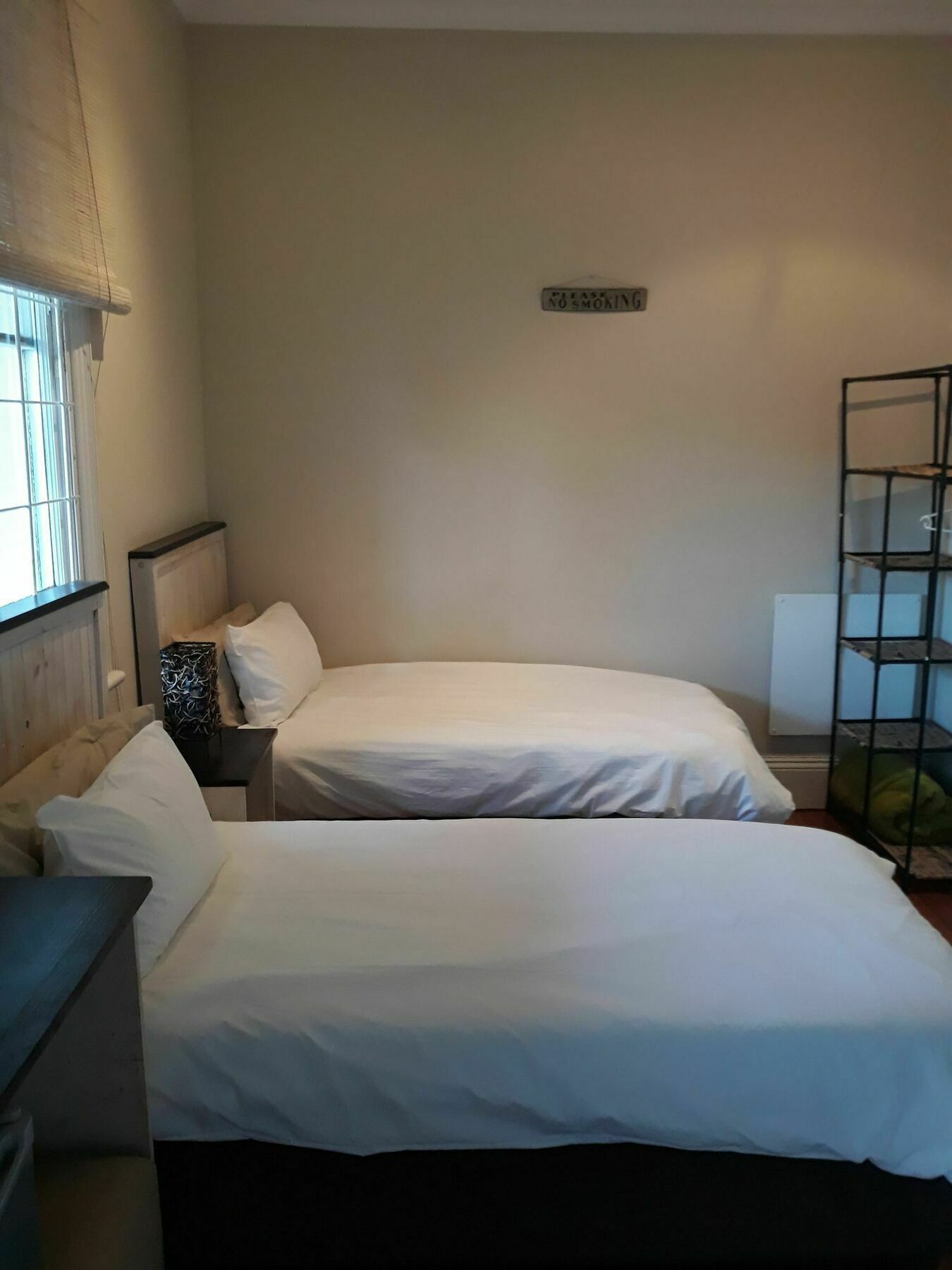 Guesthouse On Irvine Port Elizabeth Ngoại thất bức ảnh